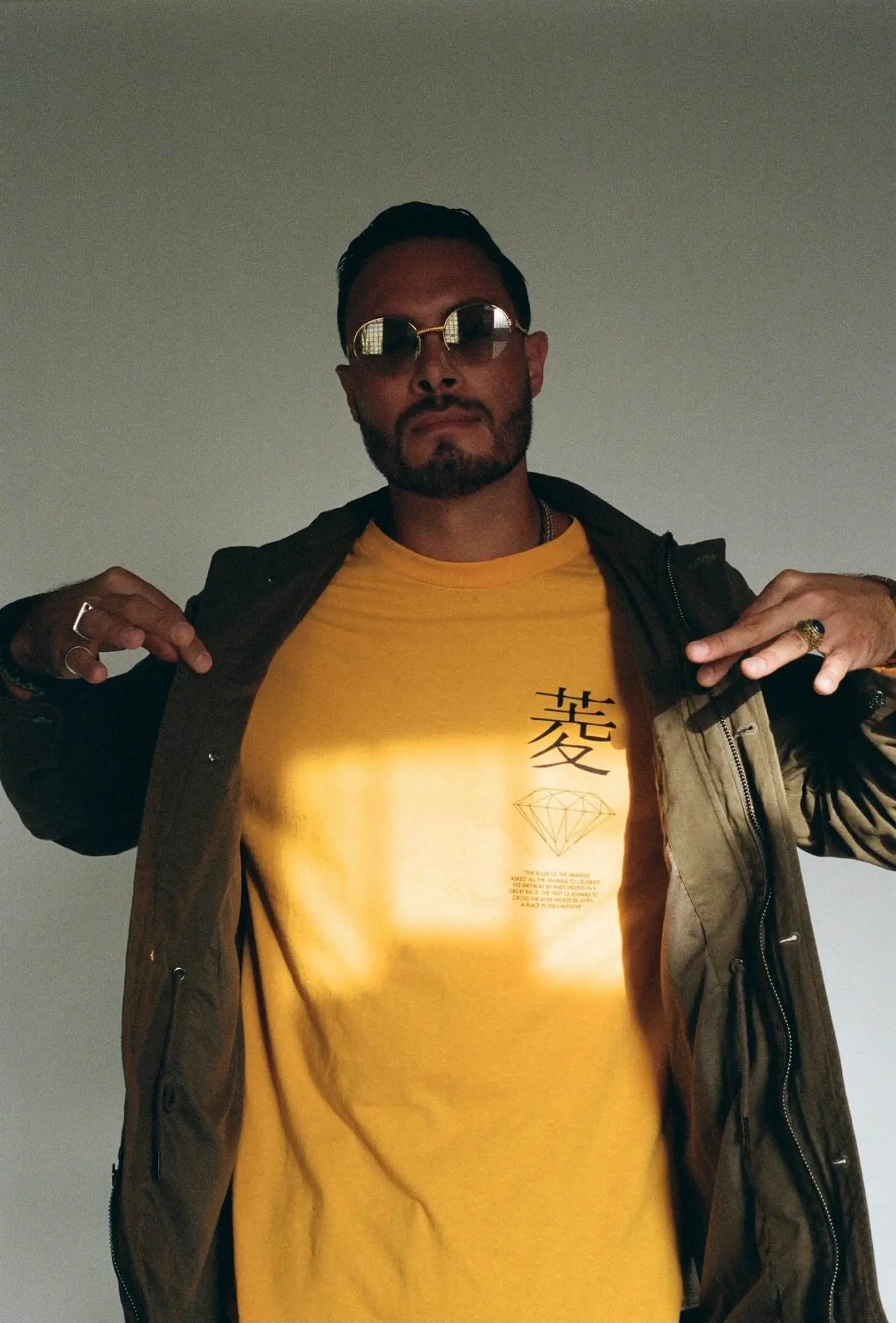 5 koncept press image lucy