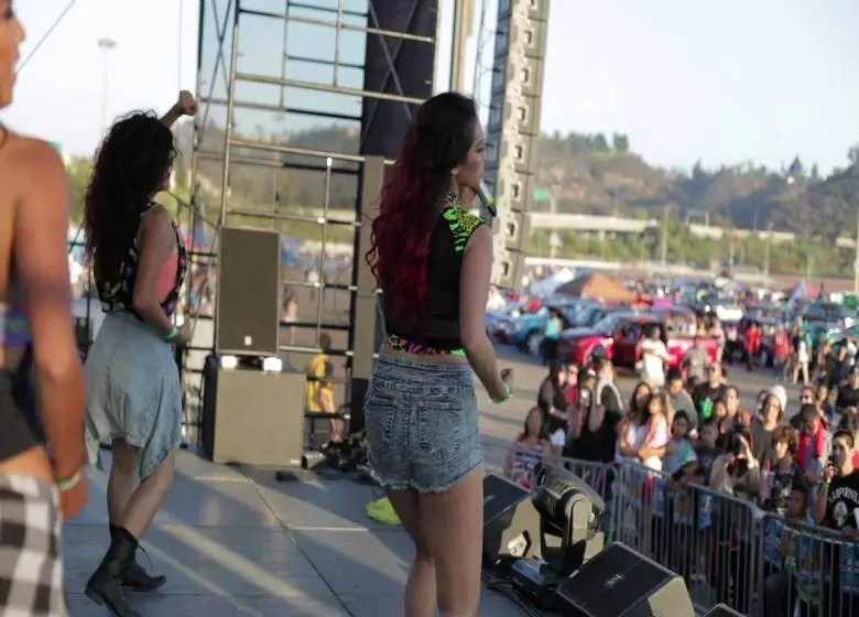Video: Abrina (@AbrinaMusic) Vlog: Performance @ Extreme Auto Fest In San Diego