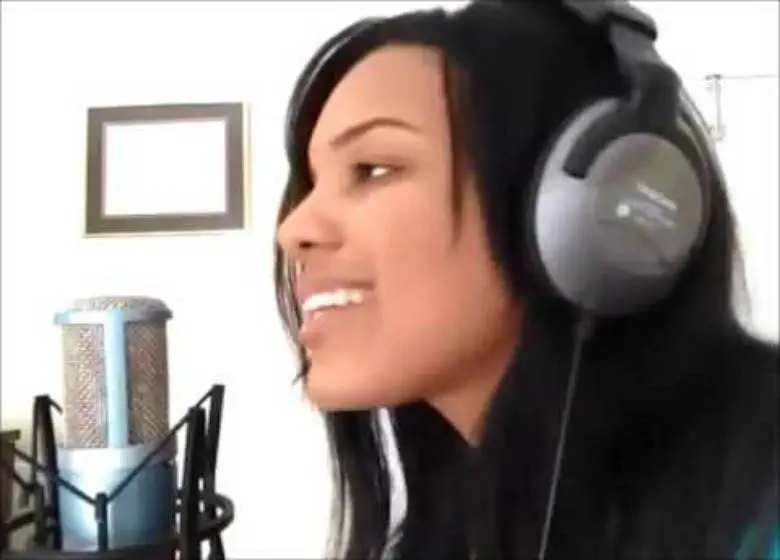 Video: Camille (@RealCamille4U) Sings “All Me” By Drake, Two Chainz, & Big Sean