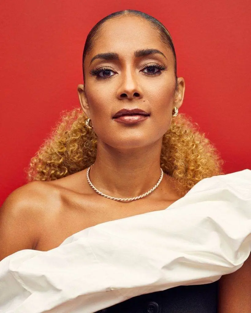 Amanda seales