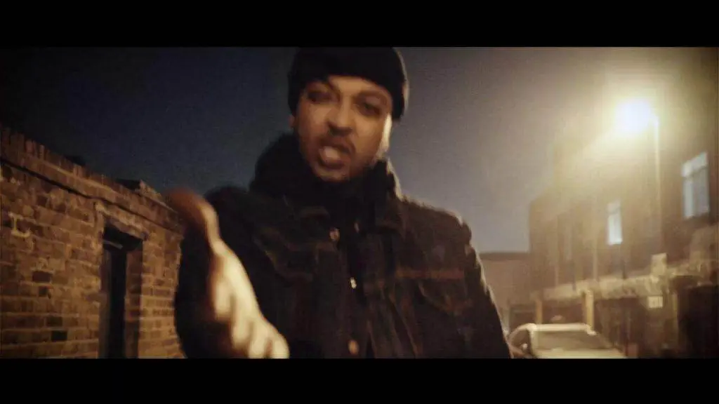 @DaFlyyHooligan (fka Iron Braydz) - PinRolls [Video]