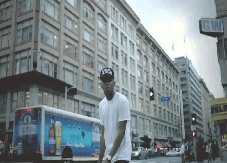 Video: KR (@WhoKR) » Mental Thoughts [Dir. @Shotxero]