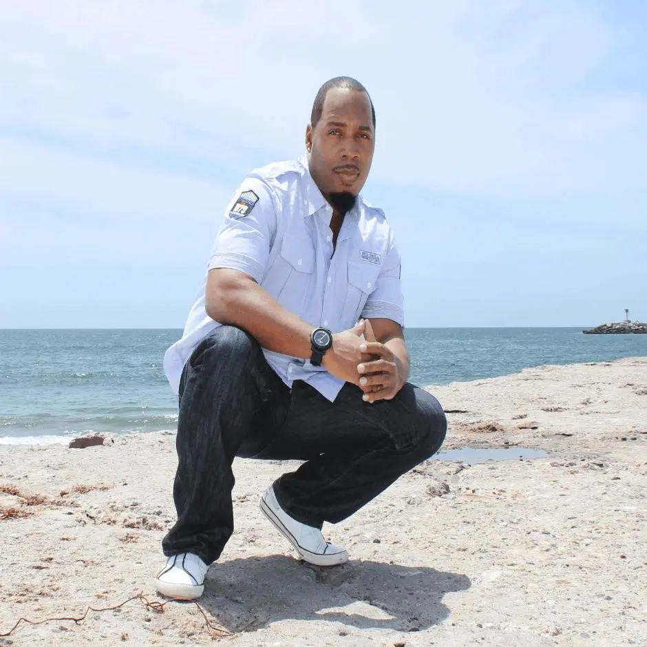 Video: L Young (@TheRealLYoung) » Love Is A Verb