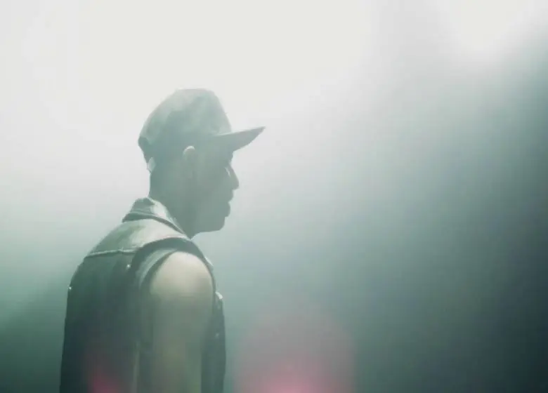 Video: Kane (@KaneUHF) » Raindrops