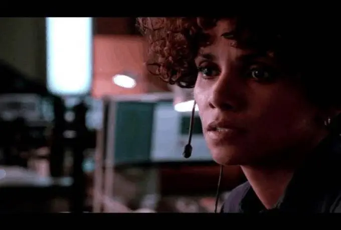 The Call » Trailer [Starring Halle Berry, Morris Chestnut, & David Otunga]