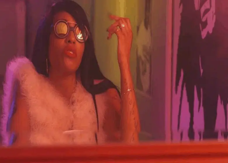 Video: @RavenSorvino » Hardcore [Dir. @FollowTheScript]